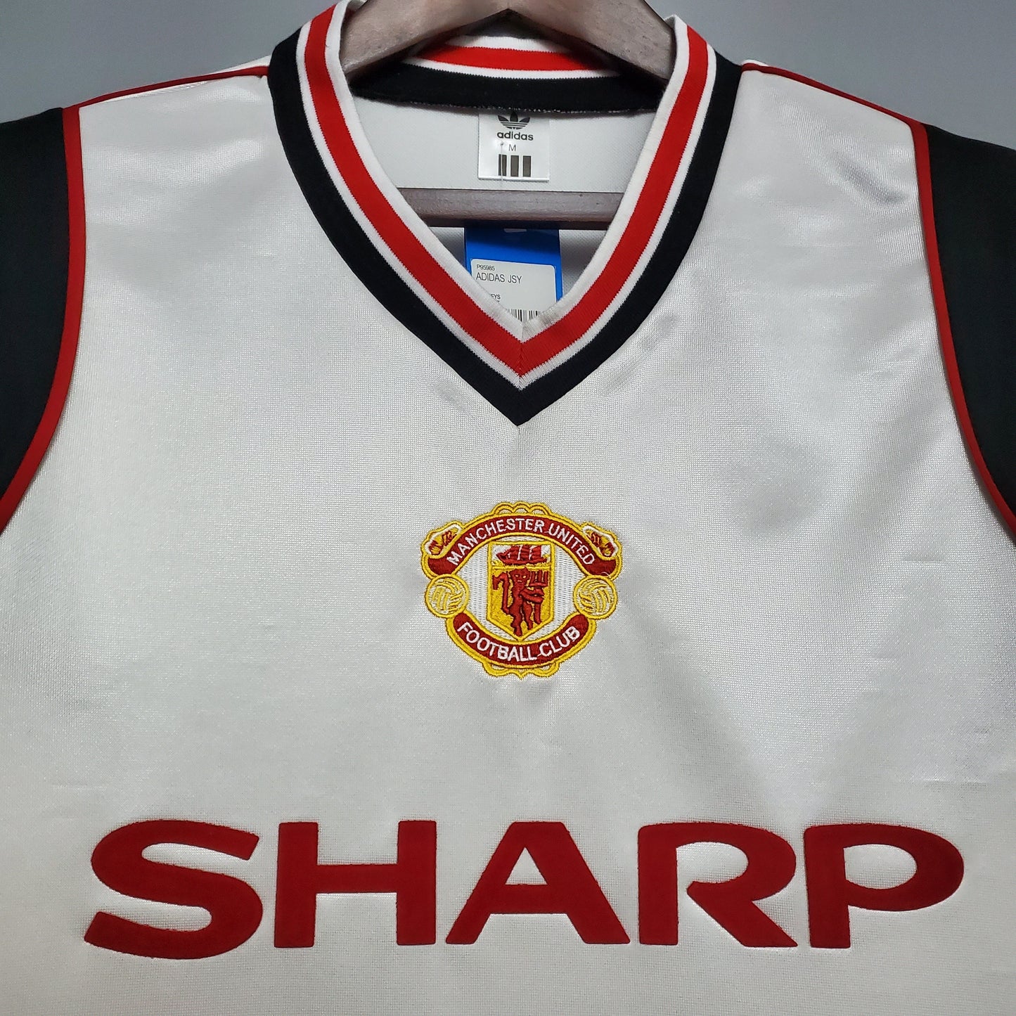 MANCHESTER UNITED II 1985 HOMBRE (RETRO)