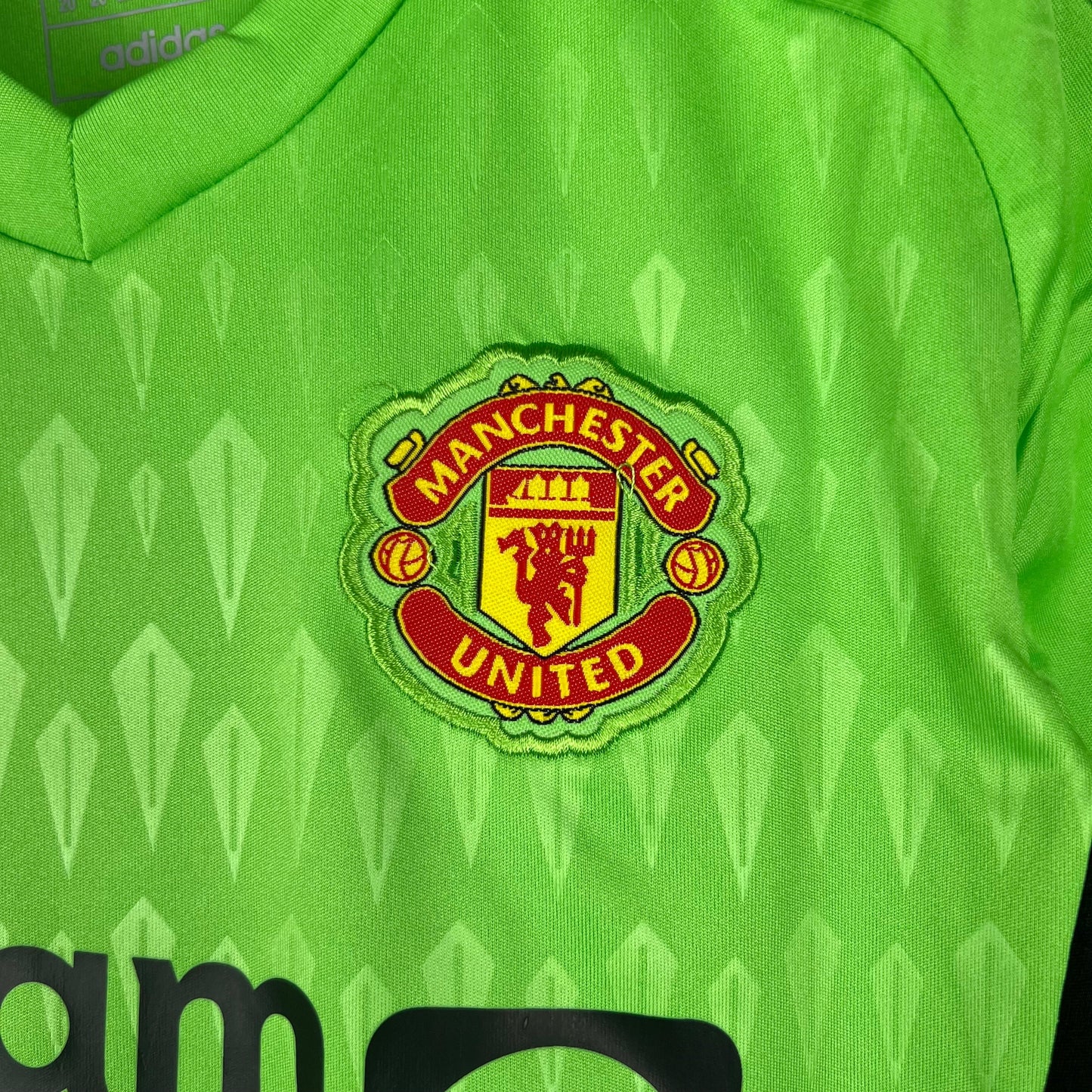 MANCHESTER UNITED GOLEIRO I 23/24 CONJUNTO INFANTIL