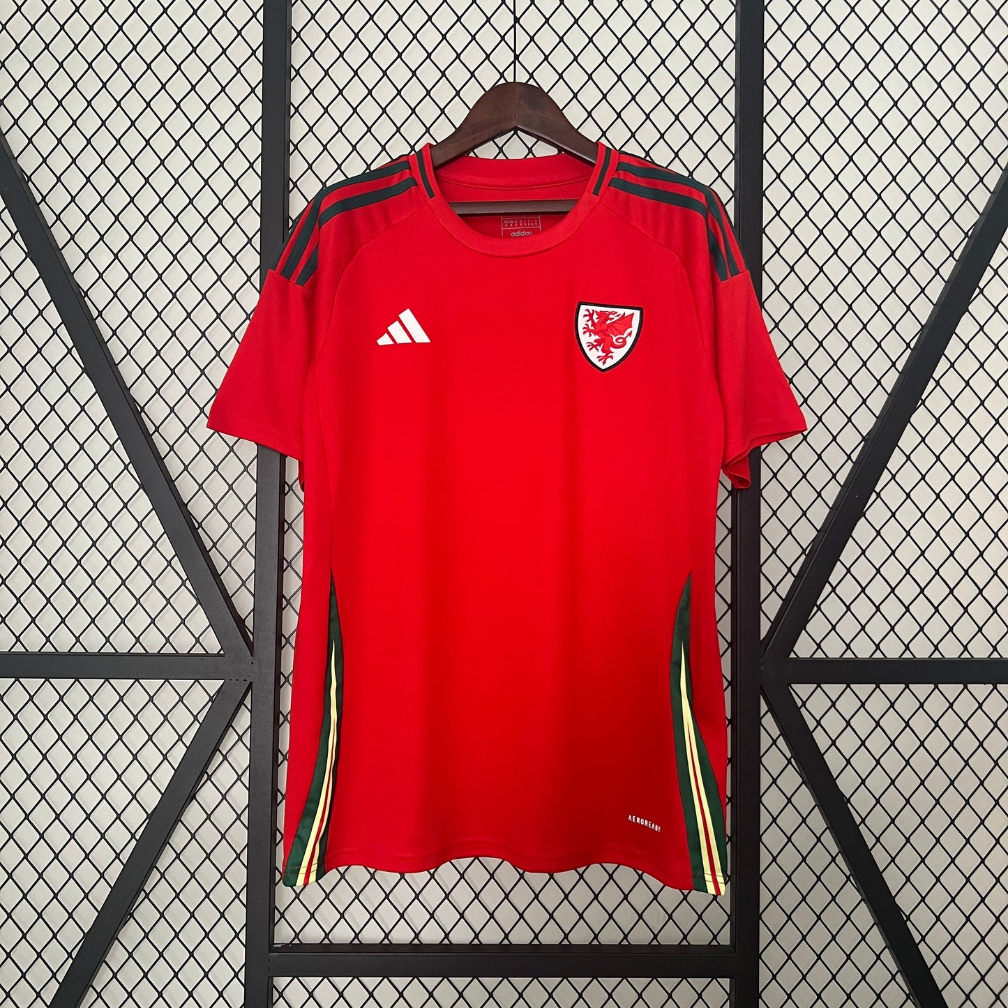 CAMISETA PAIS DE GALES I EURO 2024 HOMBRE